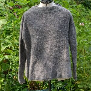 Poetry (London) Green Alpaca Long sleeve sweater w/boat neck, worn once